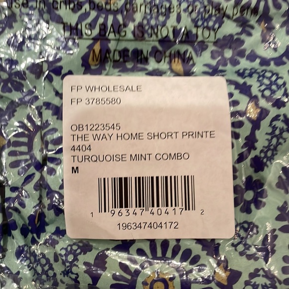 Free People Movement (FP) The Way Home short size Medium - Picture 4 of 6